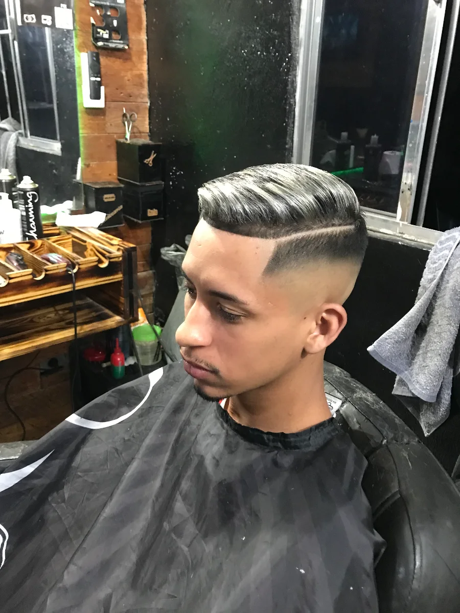 Corte com Luzes