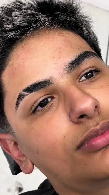Sobrancelha